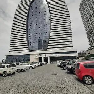 Апартаменты Luxury With Sea View, Батуми